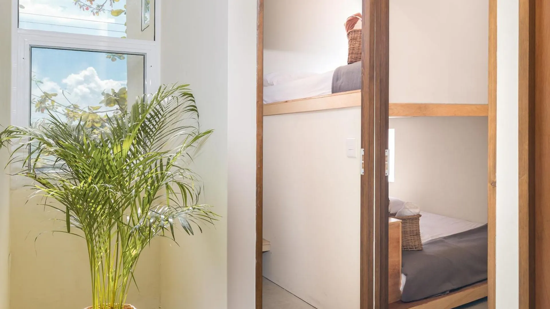 Hotel Oostel Tulum 0*,